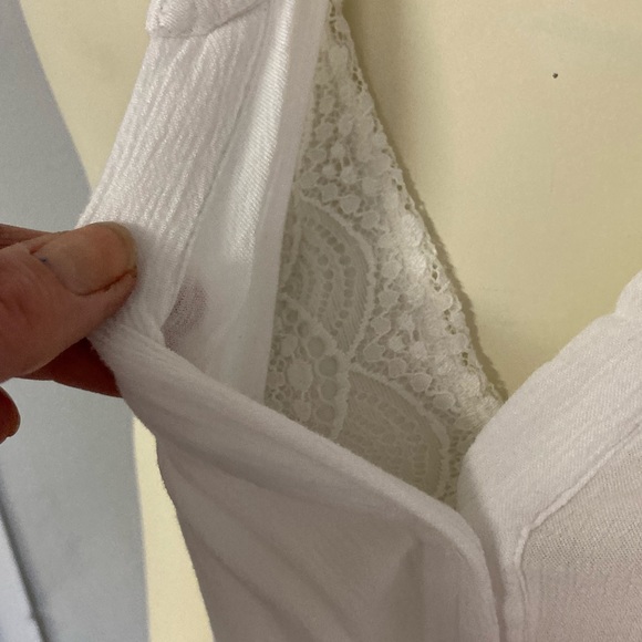 Sanctuary /Anthropology sheer tie bottom tank - Picture 10 of 16